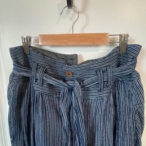 Free People slouchy, boho pants. Sooo comfy.  Size 6.